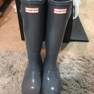 Tall Gloss Gray Hunter Boots *gently used* size 11